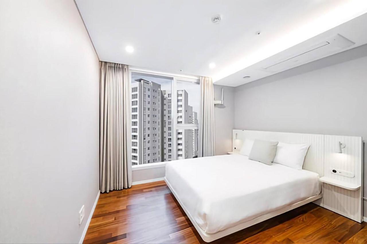 شقة Uh Flat The Seocho سيول المظهر الخارجي الصورة